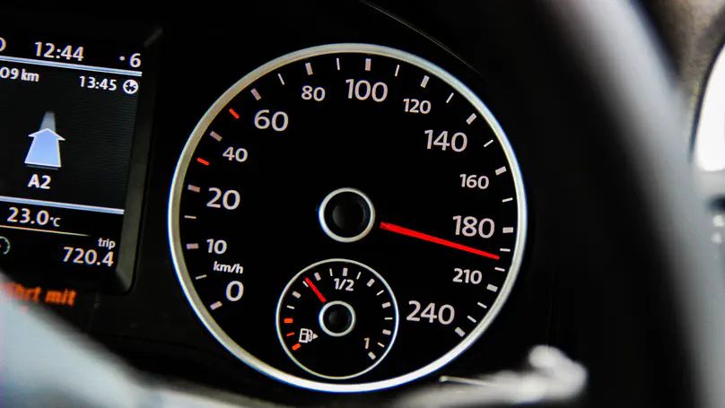 No Need for Speed: Fuel Prices, Driving Speeds, and the Revealed Value of Time on the German Autobahn
